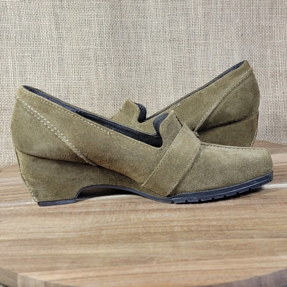 Aerosoles Suede Leather Wedge‎ Loafers Olive Buckle Comfort Heels Women's 5.5